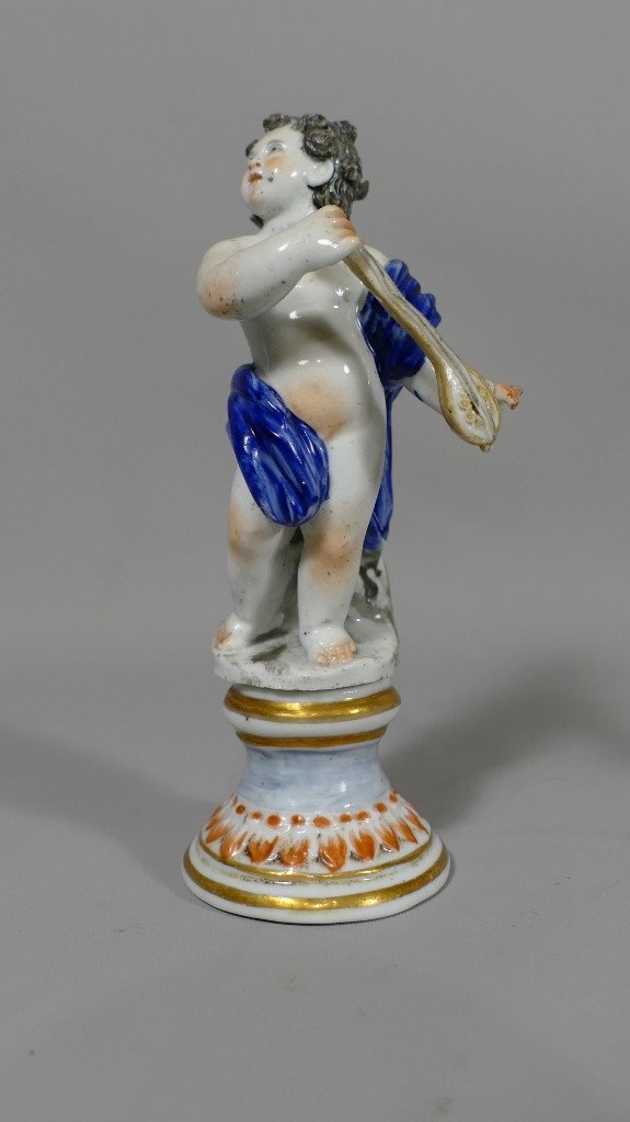 Amour Musicien, Statuette En Porcelaine De Meissen, époque Fin XVIII ème