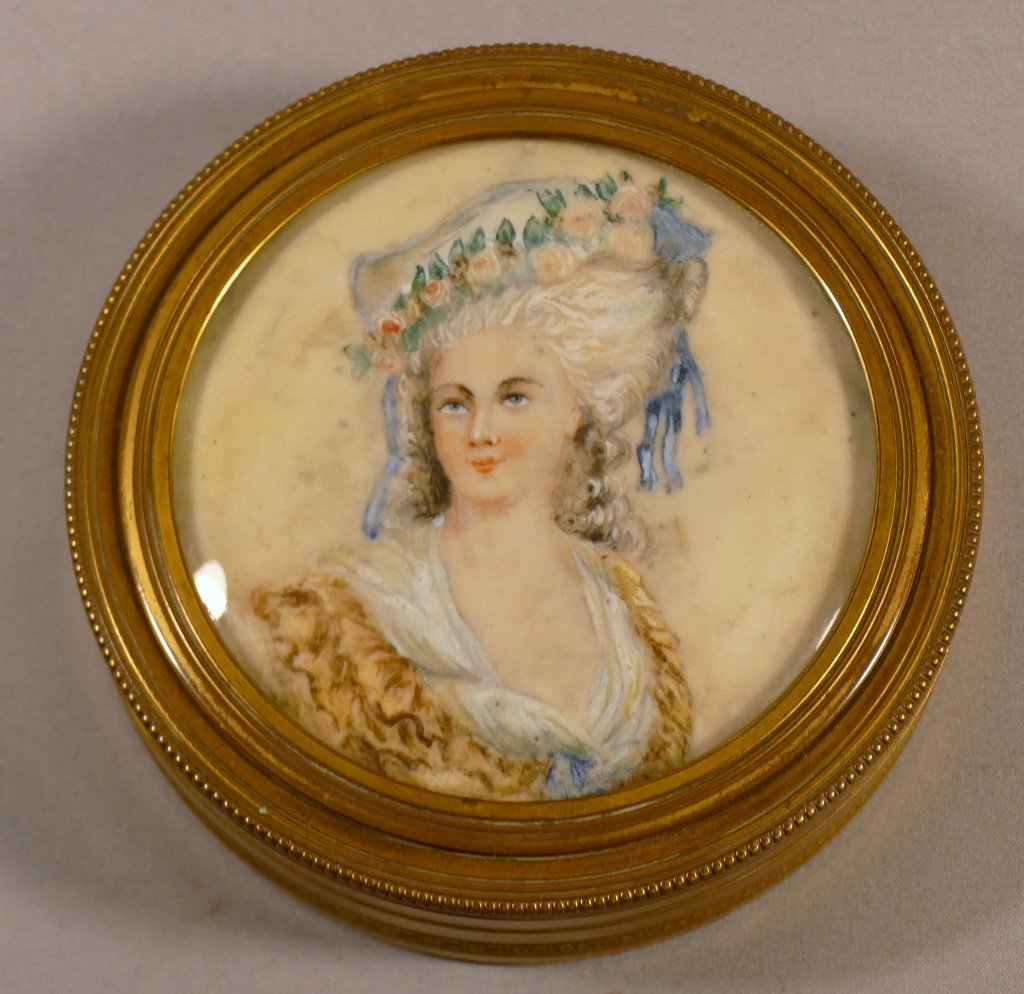 Mme De Lamballe, Jewelry Box In Chiseled Brass And Miniature On Ivory, XIXth Time