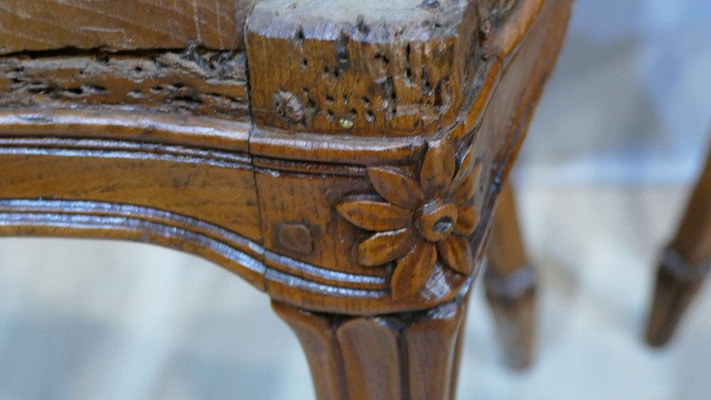 Pair Of Louis XV Louis XVI Transition Period Chairs In Oak Barrel XVIII-photo-3