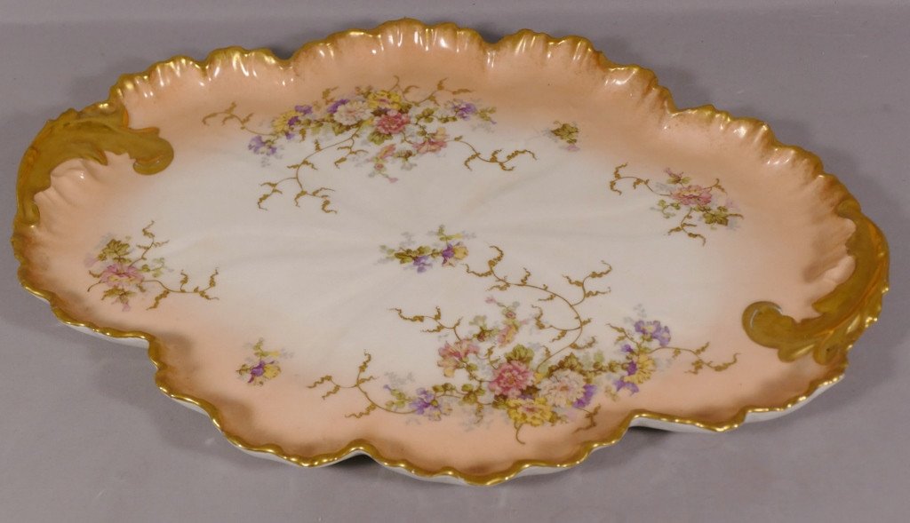 Porcelain Tray Decor Of Flowers And Foliage Gilded With Fine Gold, Limoges Late XIX