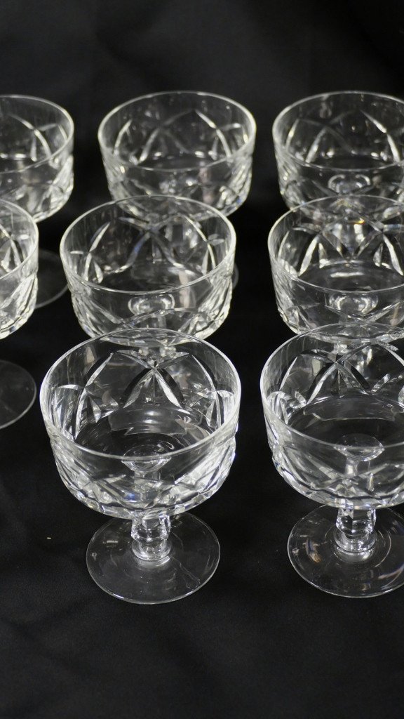 Cristal De Sèvres, 12 Champagne Glasses Cut Crystal Art Deco Shape-photo-2