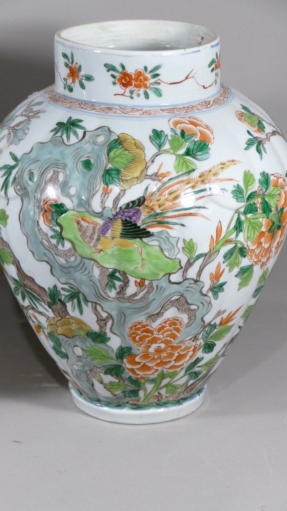 Paire De Vases Famille Verte En Porcelaine De Chine, époque XIX ème Siècle-photo-2