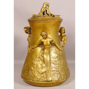 Alexandre Clerget, Art Nouveau Round Perfume Burner Of Young Women, Siot Decauville Circa 1900