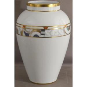 Bernardaud Limoges, Paris Model, Large Porcelain Vase, 1980 Period