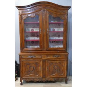 Louis XV Two-body Buffet Forming A Display Case In Carved Walnut, 18th Century, South West 