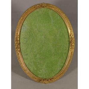 Oval Photo Frame In Gilt Bronze Chiseled With Flowers, Louis XVI Style, Early 20th Century