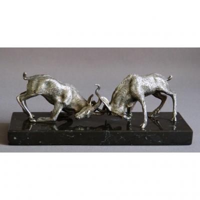 Sculpture Animalière Bronze Argenté Combat De Grand Koudou, Vers 1930