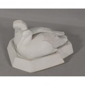 Pelican Box Sculpture In Porcelain Biscuit Art Deco Period