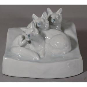 Animal Statuette, The 3 Foxes, Celadon And Gray Porcelain XXth