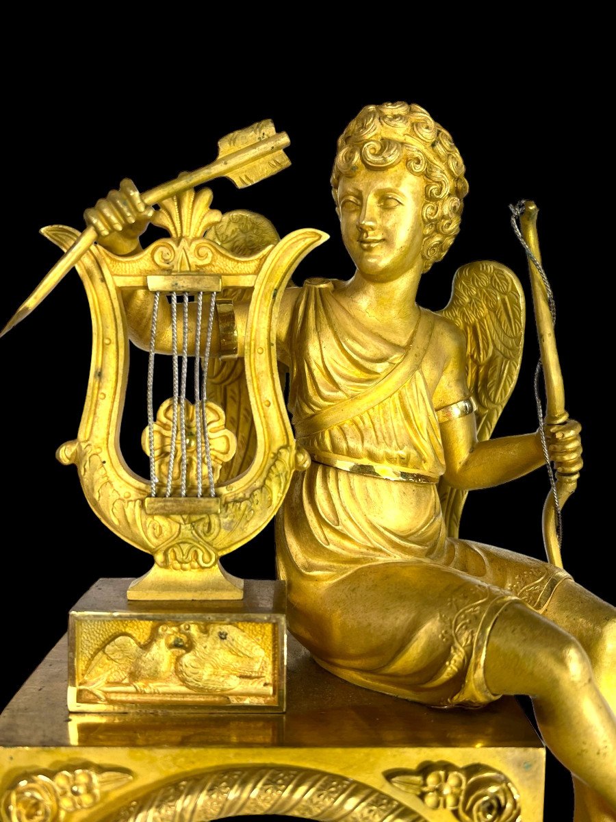 Empire Period Clock In Gilt Bronze Decorated With Eros Playing The Harp-photo-4