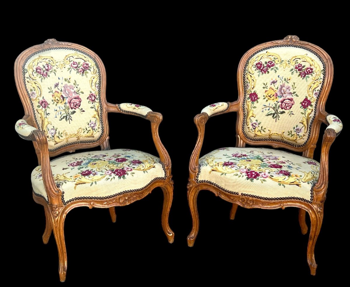 Pair Of Cabriolet Armchairs 18th Louis XV Period In Carved Natural Wood-photo-2