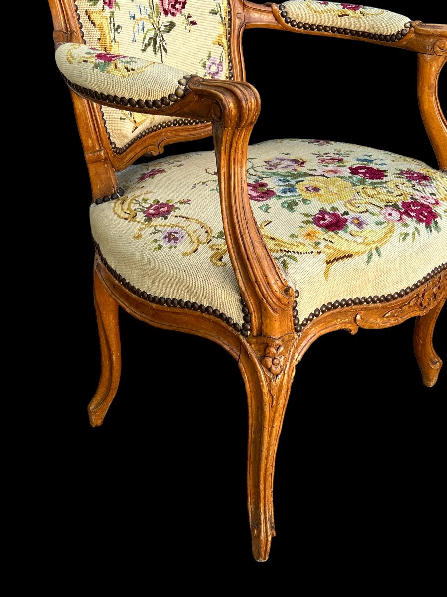 Pair Of Cabriolet Armchairs 18th Louis XV Period In Carved Natural Wood-photo-3