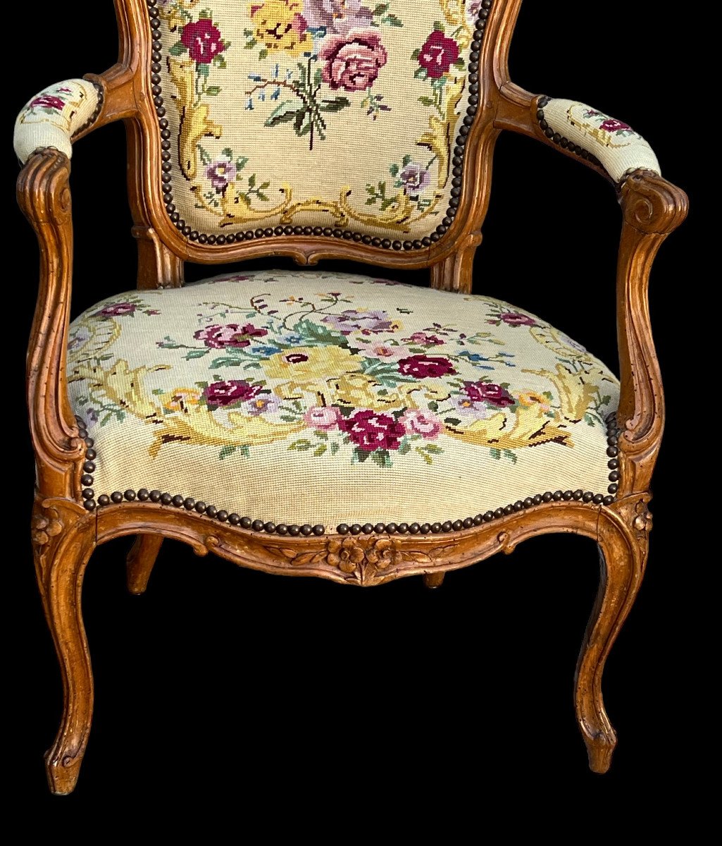 Pair Of Cabriolet Armchairs 18th Louis XV Period In Carved Natural Wood-photo-4