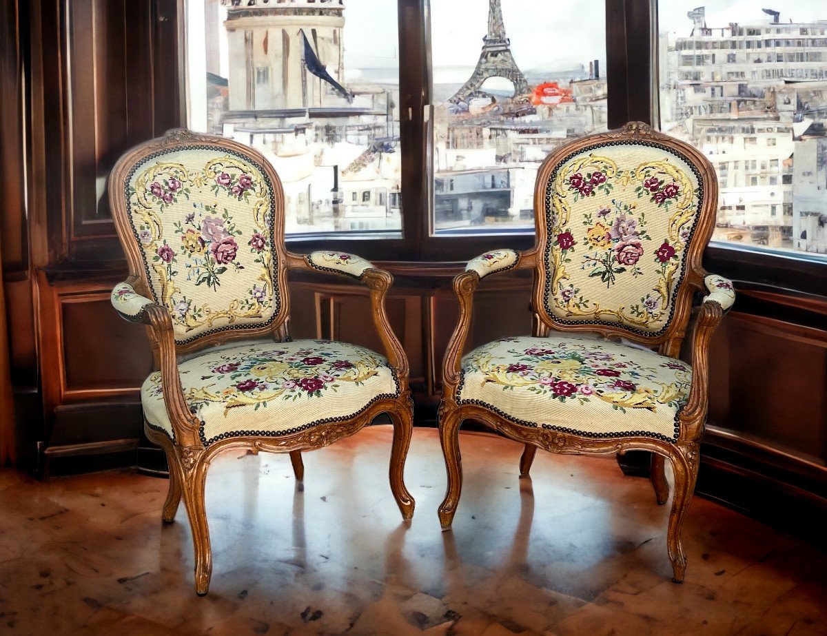 Pair Of Cabriolet Armchairs 18th Louis XV Period In Carved Natural Wood