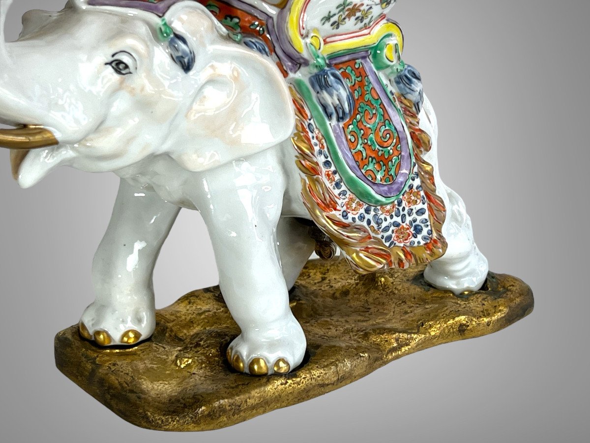 19th Century Elephant Lamp In Chantilly Porcelain On Gilt Bronze Base-photo-5