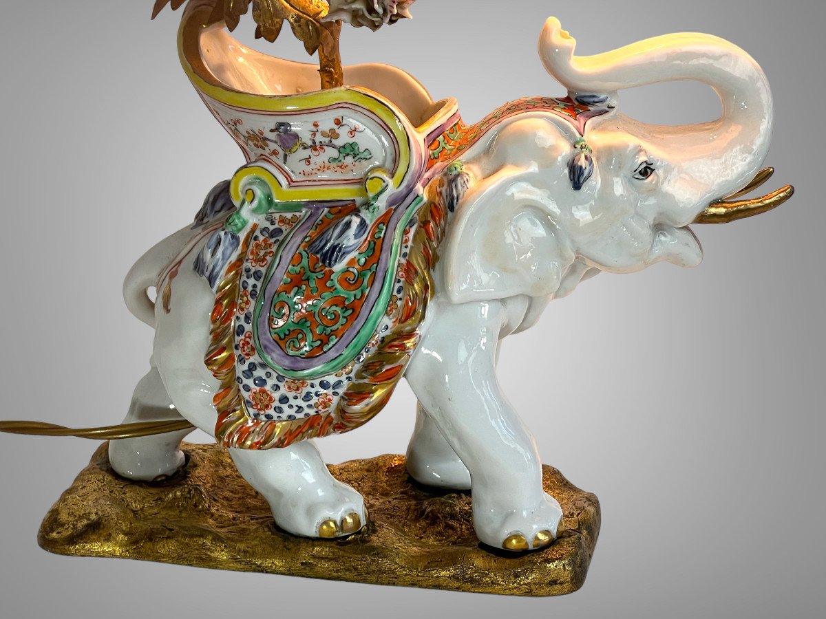 19th Century Elephant Lamp In Chantilly Porcelain On Gilt Bronze Base-photo-7