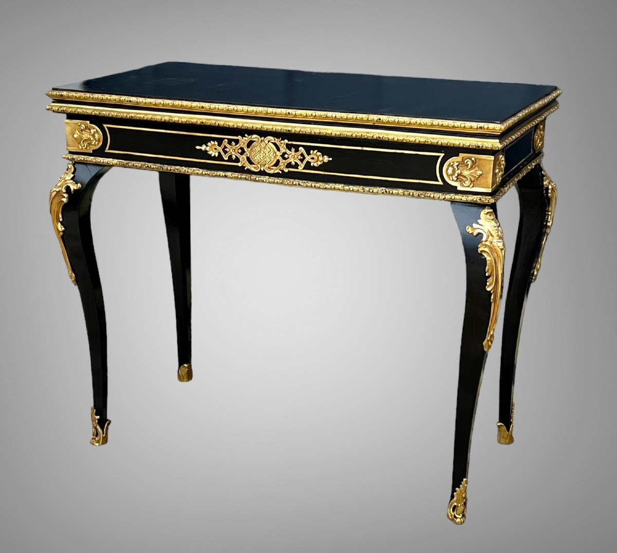 Table A Jeux / Console / époque Napoléon III En Bois Noirci Ornée De Bronze Doré