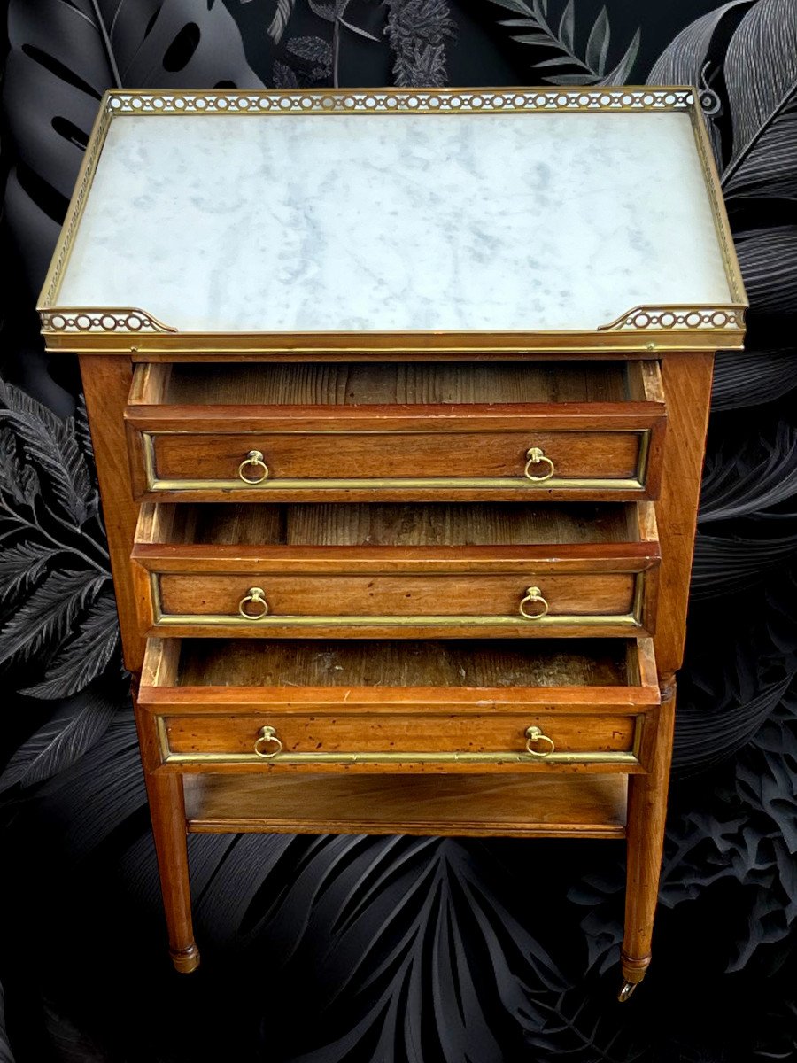 18th Century Living Room Table In Walnut Louis XVI Period With White Marble Top-photo-8