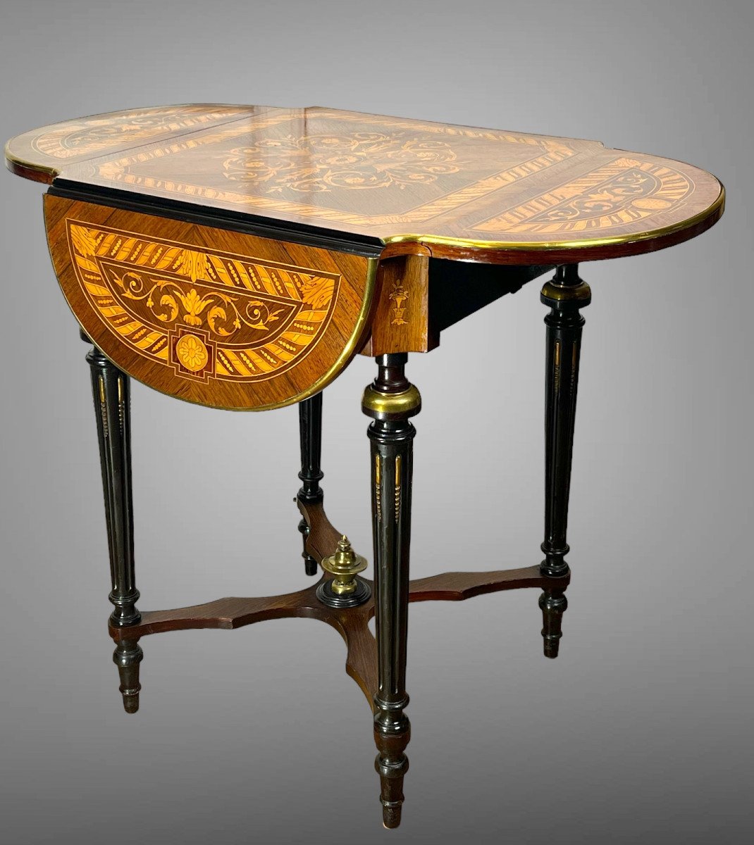 19th Century Square Living Room Table With Flaps In Louis XVI Style Marquetry-photo-8