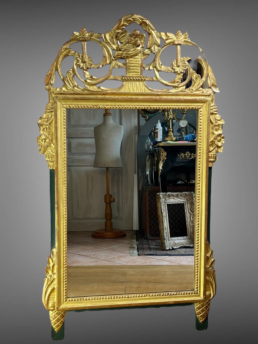 Miroir En Bois Sculpté Doré Avec Fronton Ajouré A Decor De Fleurs Style L.xvi-photo-6