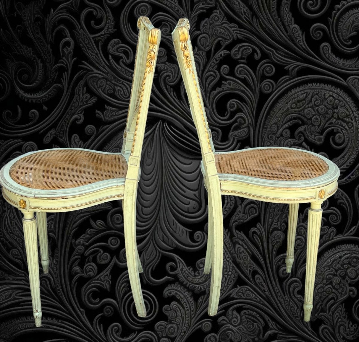 Paire De Chaises En Bois Des Années 1900 Peint En Vert Et Doré Style Louis XVI-photo-2