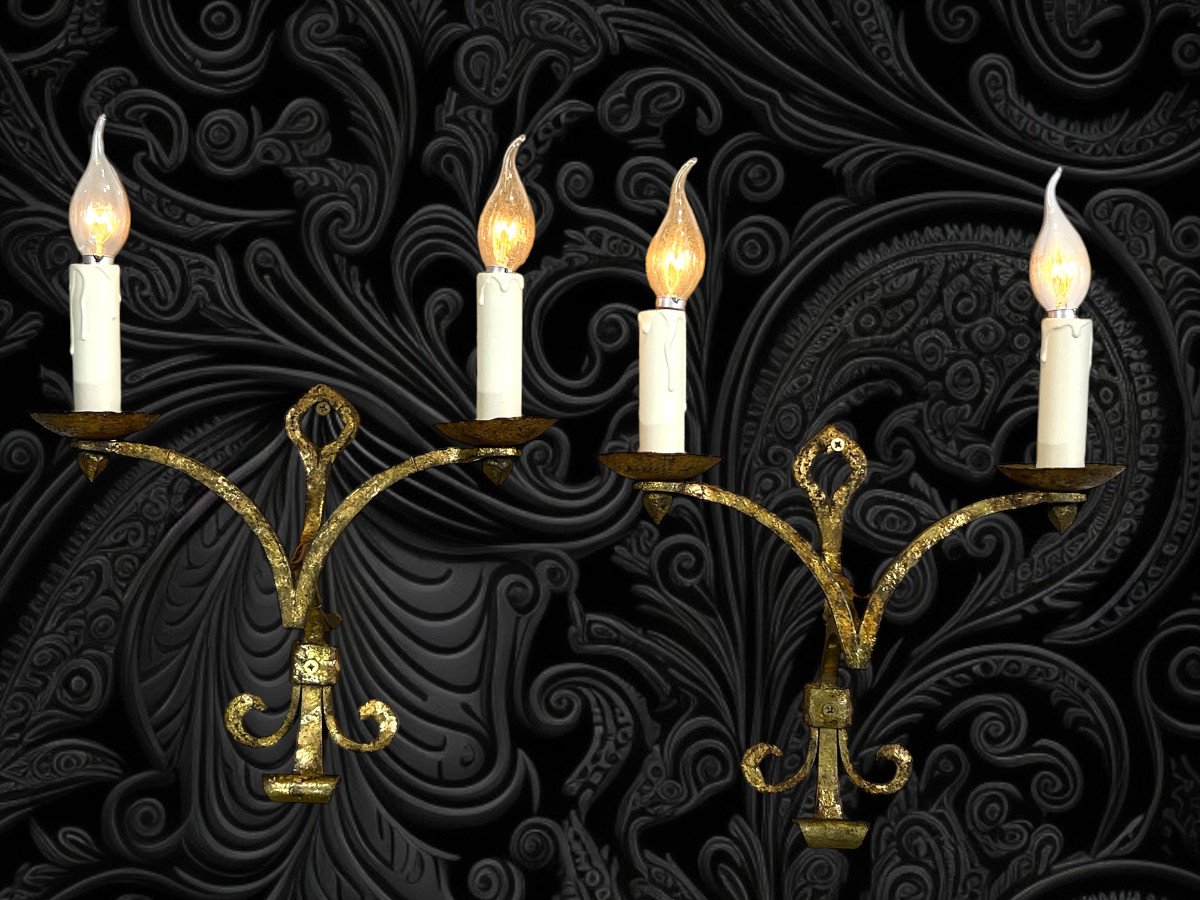 Pair Of Wall Lights By Robert And Roger Thibier 20th Century In Hammered And Gilded Iron-photo-2