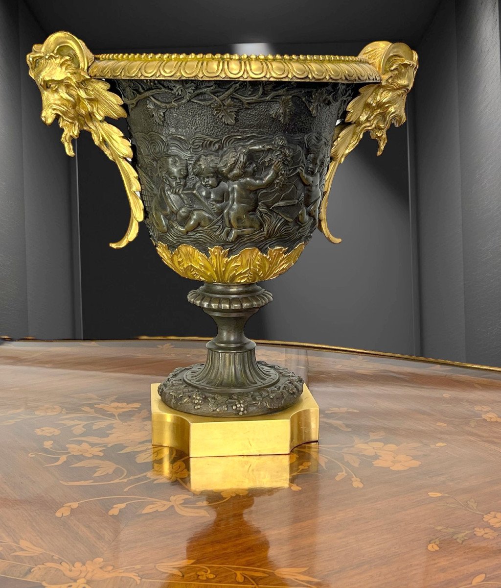 Coupe XIXe Empire En Bronze Patiné Et Doré A Décor De Putti Et Tête De Bélier-photo-3