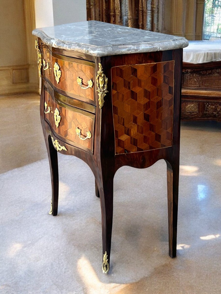 18th Century Louis XV Period Chest Of Drawers In Marquetry Decorated With Bronze / Marble Top-photo-2