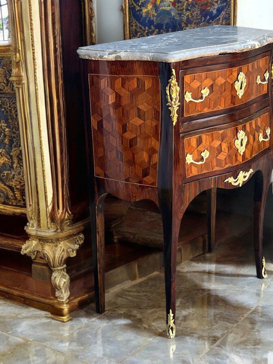 18th Century Louis XV Period Chest Of Drawers In Marquetry Decorated With Bronze / Marble Top-photo-3