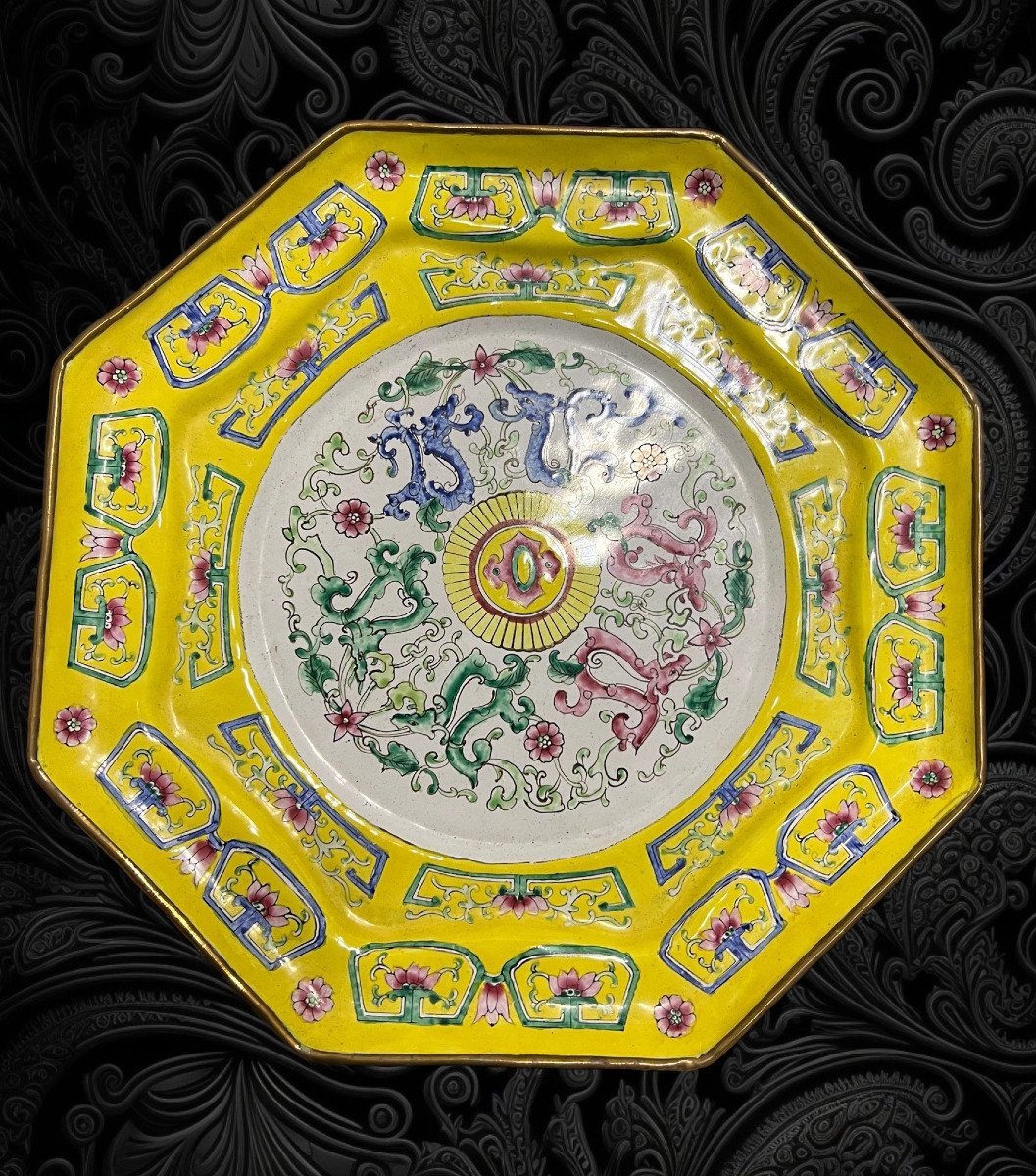 Plat Octogonal En Cuivre Emaillé " Canton Chinois XIXe Siécle " Dinastie Qing-photo-2