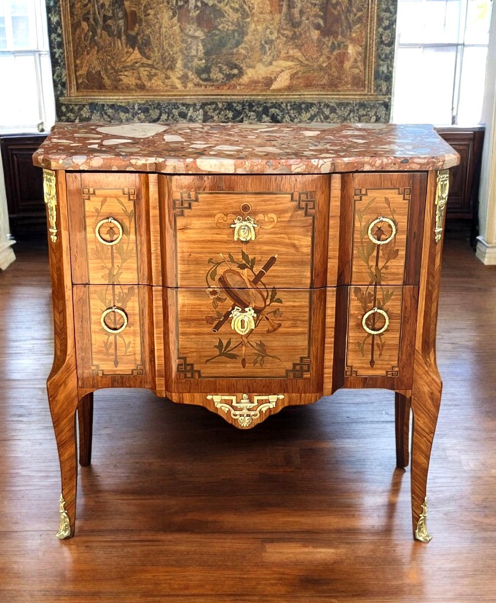 19th Century Transitional Chest Of Drawers In Marquetry Decorated With Musical Instruments