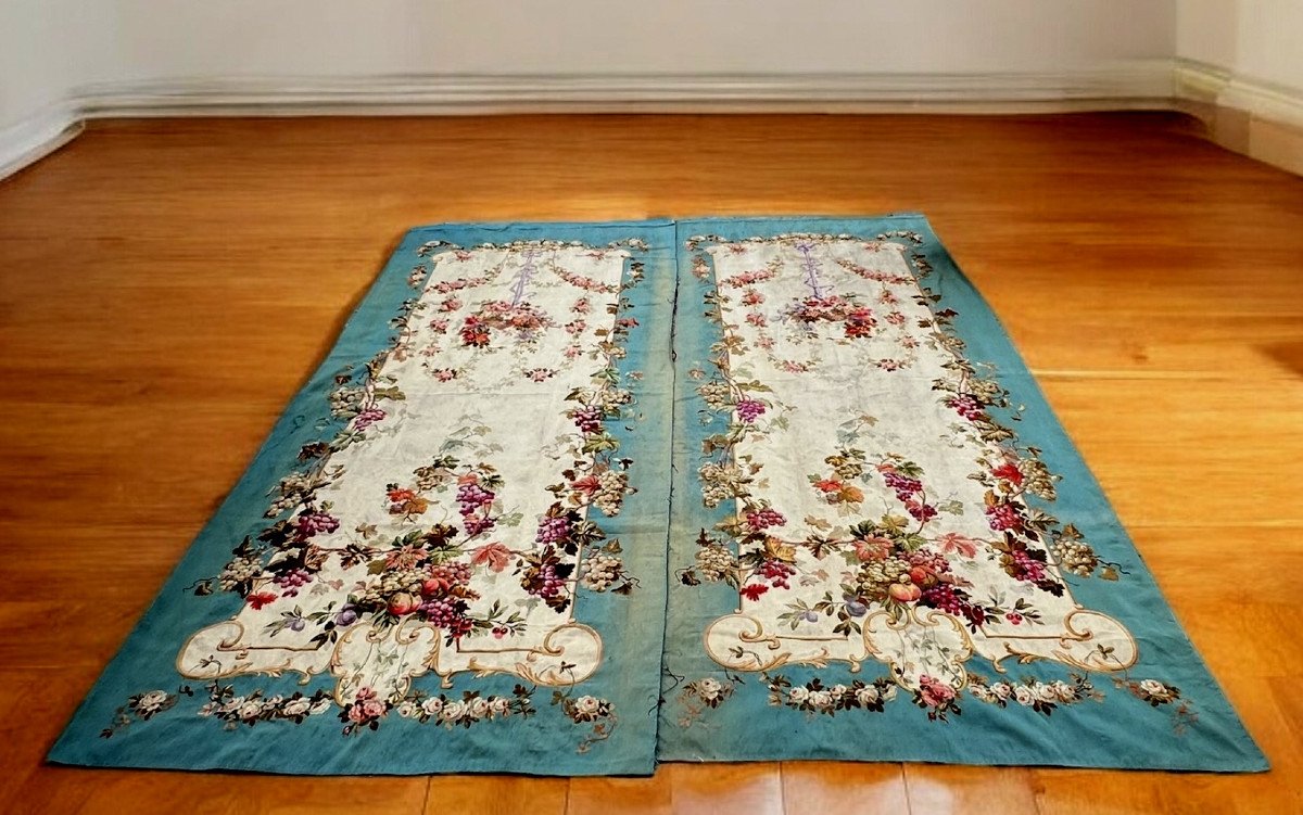 Pair Of Early 19th Century Hand-woven Aubusson Tapestries With Floral Decor-photo-3