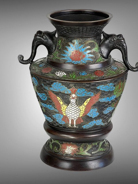 Paire De Vases De La Fin Du XIXe En Bronze Et émaux Cloisonnés Polychromes-photo-6