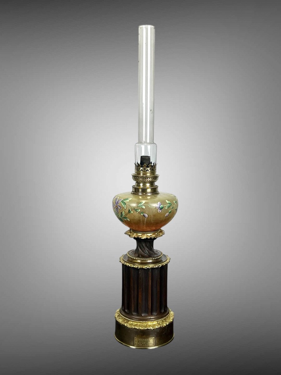 Lampe A Pétrole Ancienne " Marque Hadrot " Toupie En Verre émaillée Décor Floral-photo-2