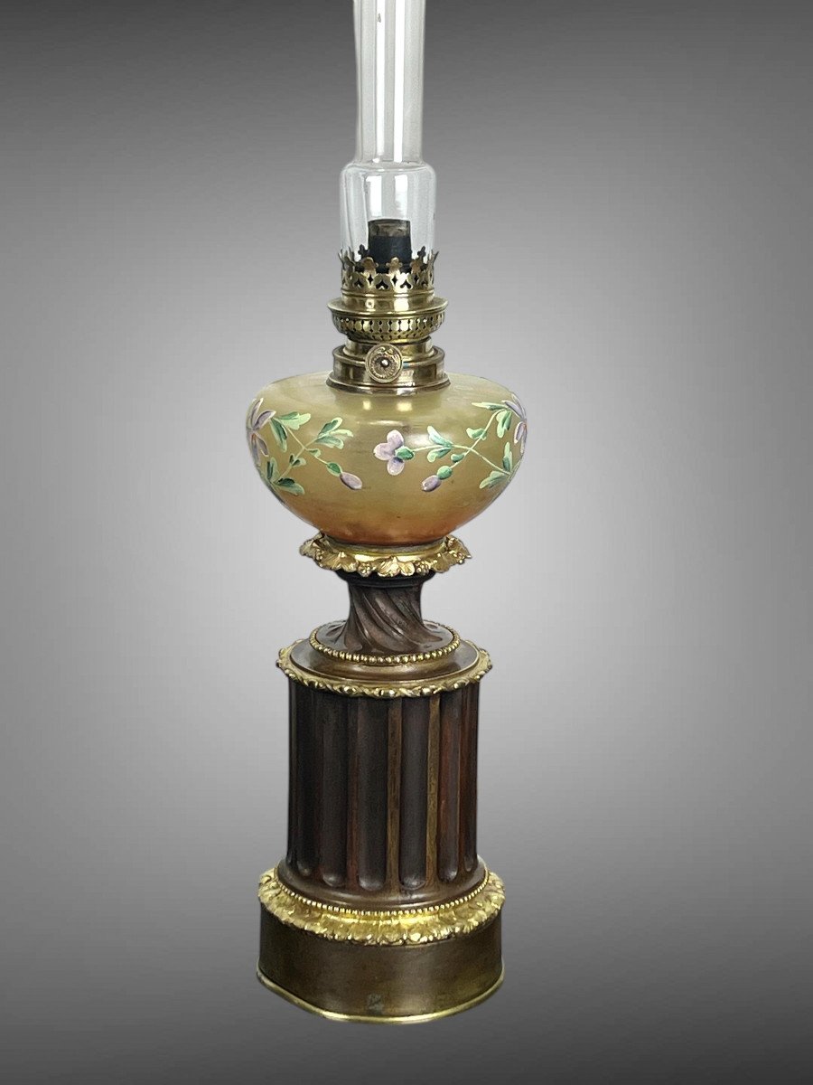 Lampe A Pétrole Ancienne " Marque Hadrot " Toupie En Verre émaillée Décor Floral-photo-4