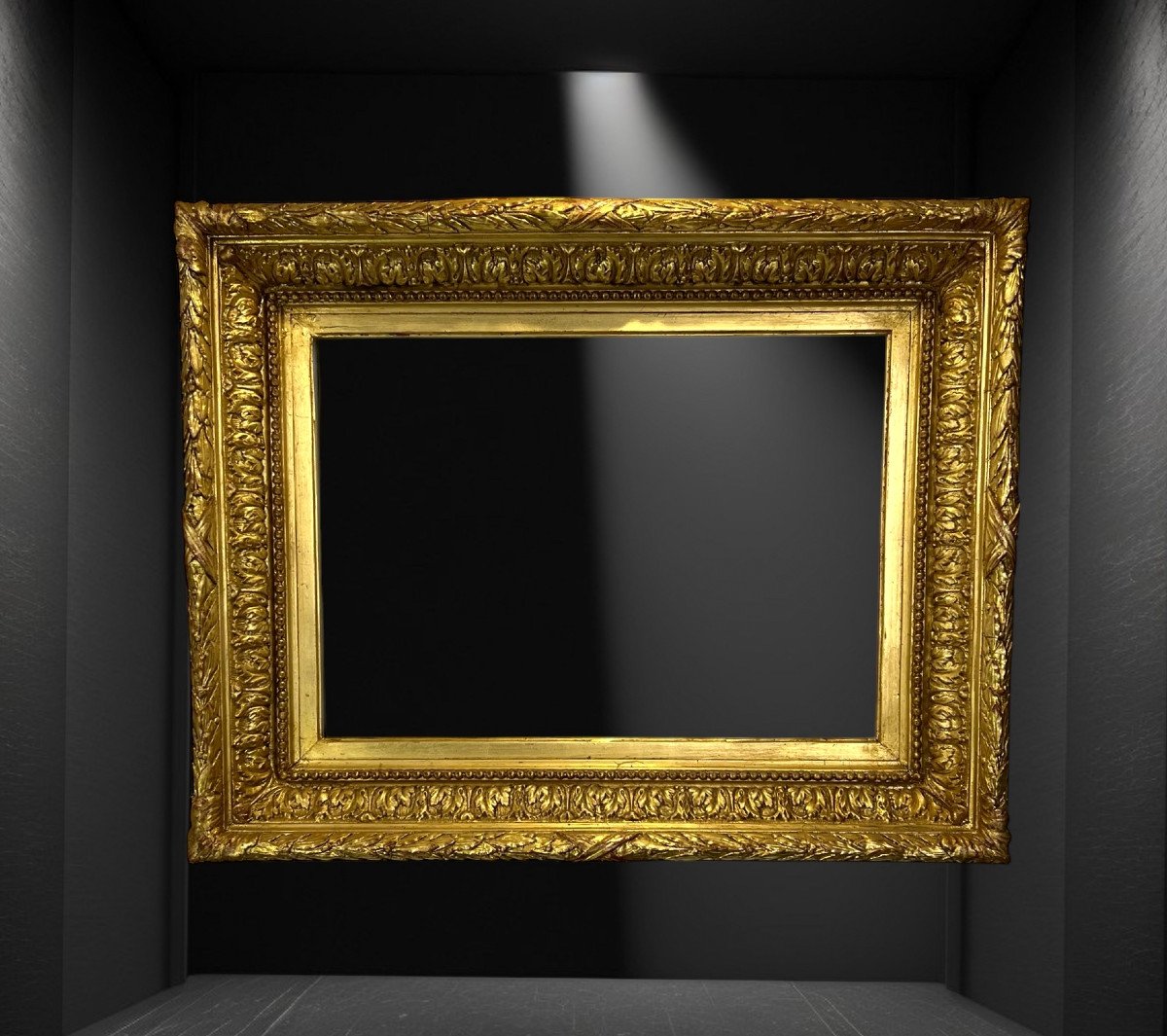 Antique 19th Century Frame In Wood And Carved Gilded Stucco For Painting 46 Cm X 34 Cm