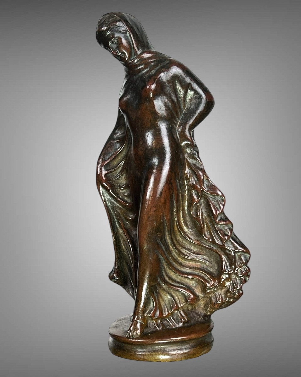 Antique Bronze Napoleon III Period Representing A Draped Woman Al Antique-photo-3