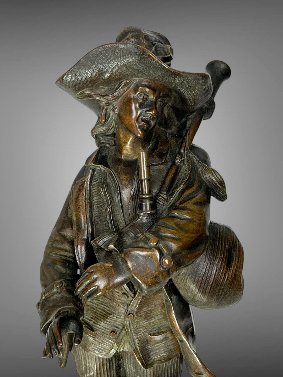 Antique Bronze With Shaded Patina Signed By "e. Clavier" The Bagpipe Player-photo-4