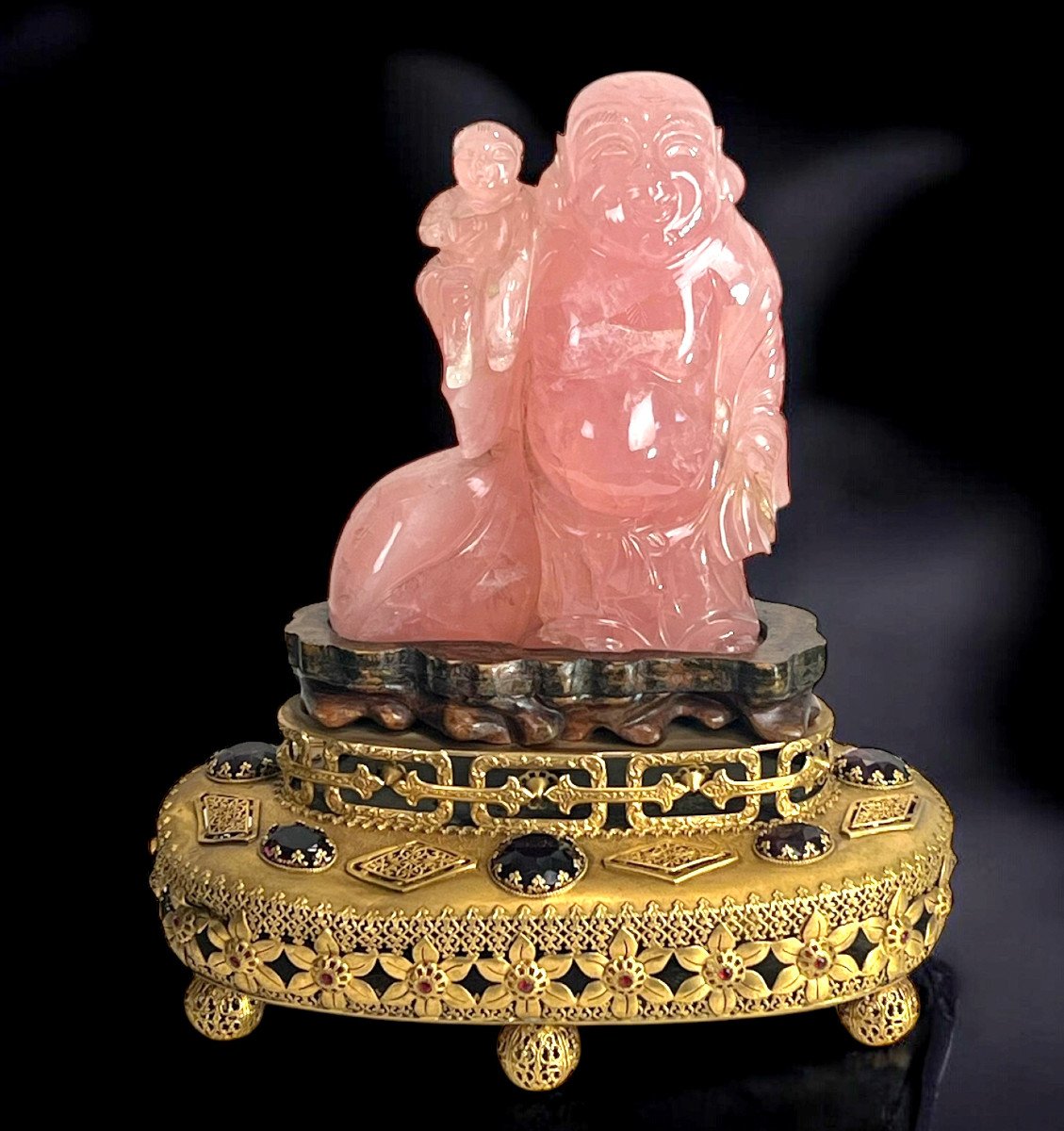 Chine / Sculpture /bouddha En Quartz Rose Avec Socle En Bronze Et Pierres Rouges-photo-2