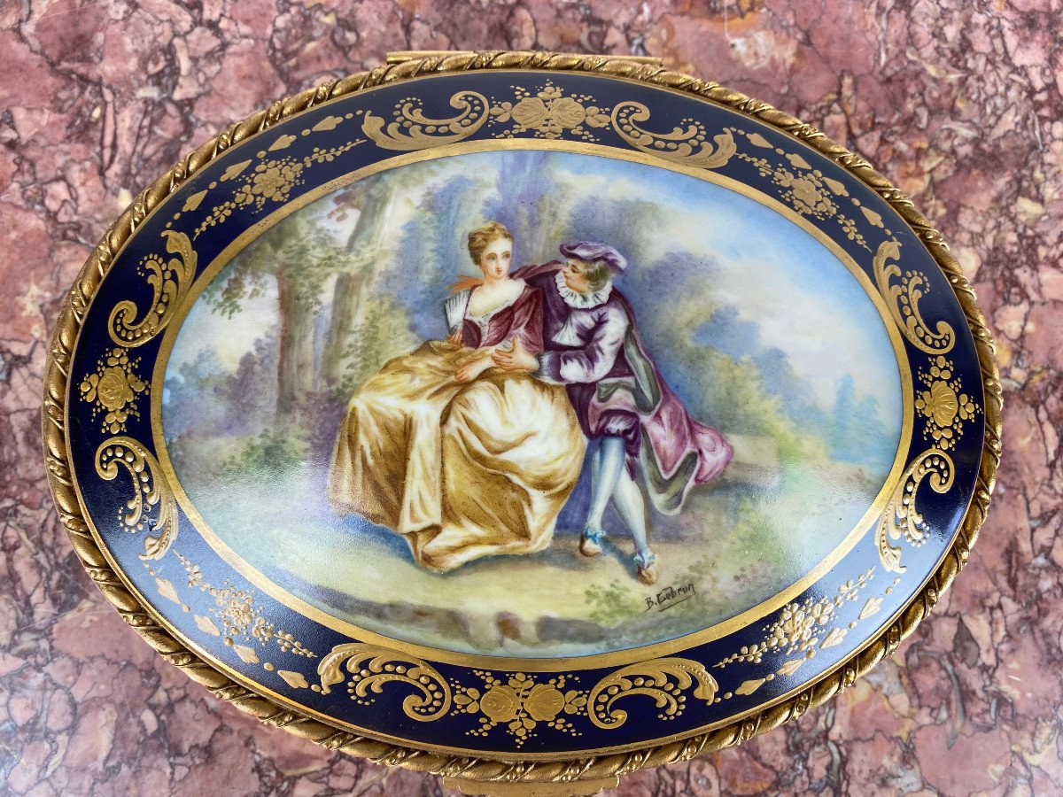Sevres Porcelain And Brass / Bronze Box With Scene Decor Galante Signed-photo-8