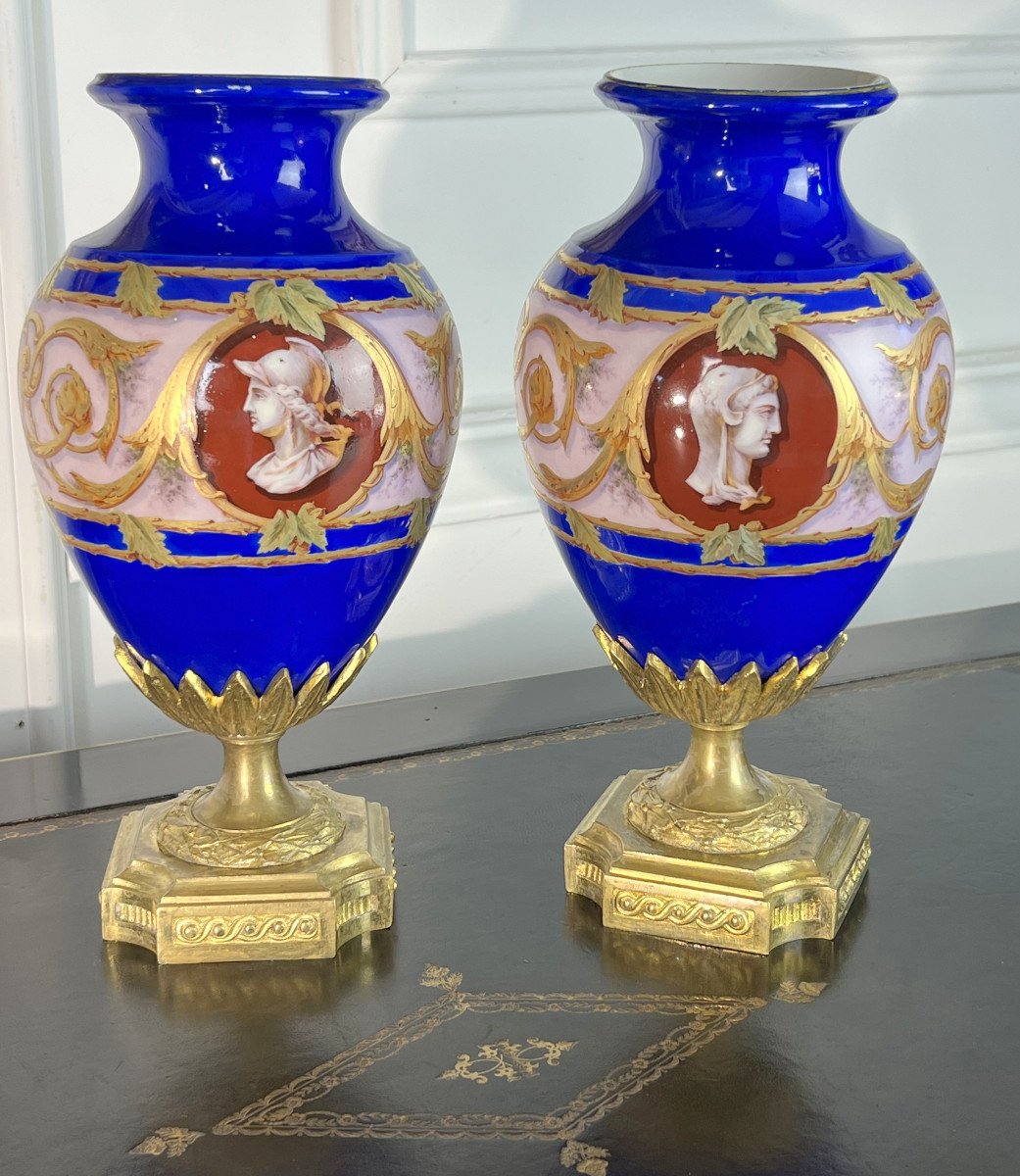 Pair Of Antique Louis XVI Style Porcelain Vases Decorated With Bronze-photo-7