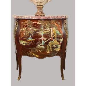 Curved Commode In Coromandel Lacquer Decorated With Gilt Bronze Louis XV Style