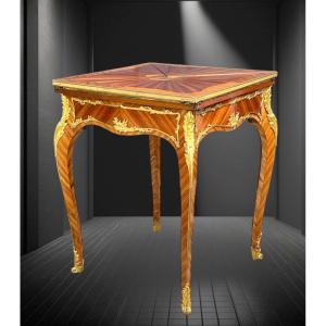 Table A Jeux " Dite Mouchoir " En Marqueterie Orné De Bronze Doré Epoque XIXe