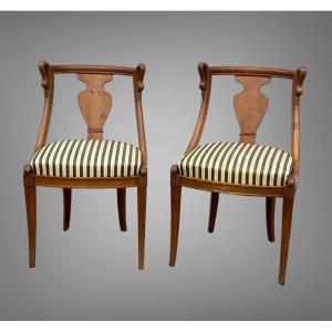 Pair Of Antique Walnut Chairs With Swan Neck Decor / Removable Seat Pads