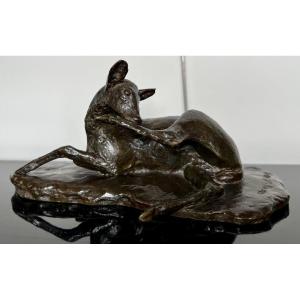 Ary Bitter, Bronze Biche Couchée 