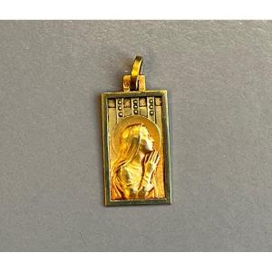 MEDAILLE EN OR" VIERGE " VERS 1930.