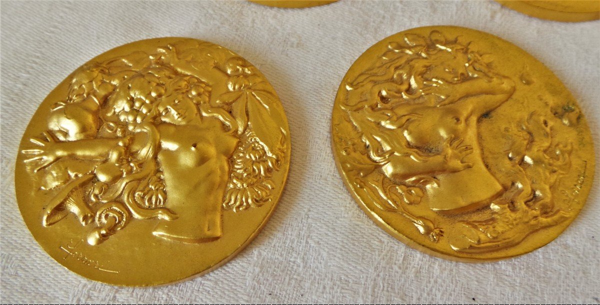 Bronze Medal Box By “rino Ferrari” - 20th Century-photo-4