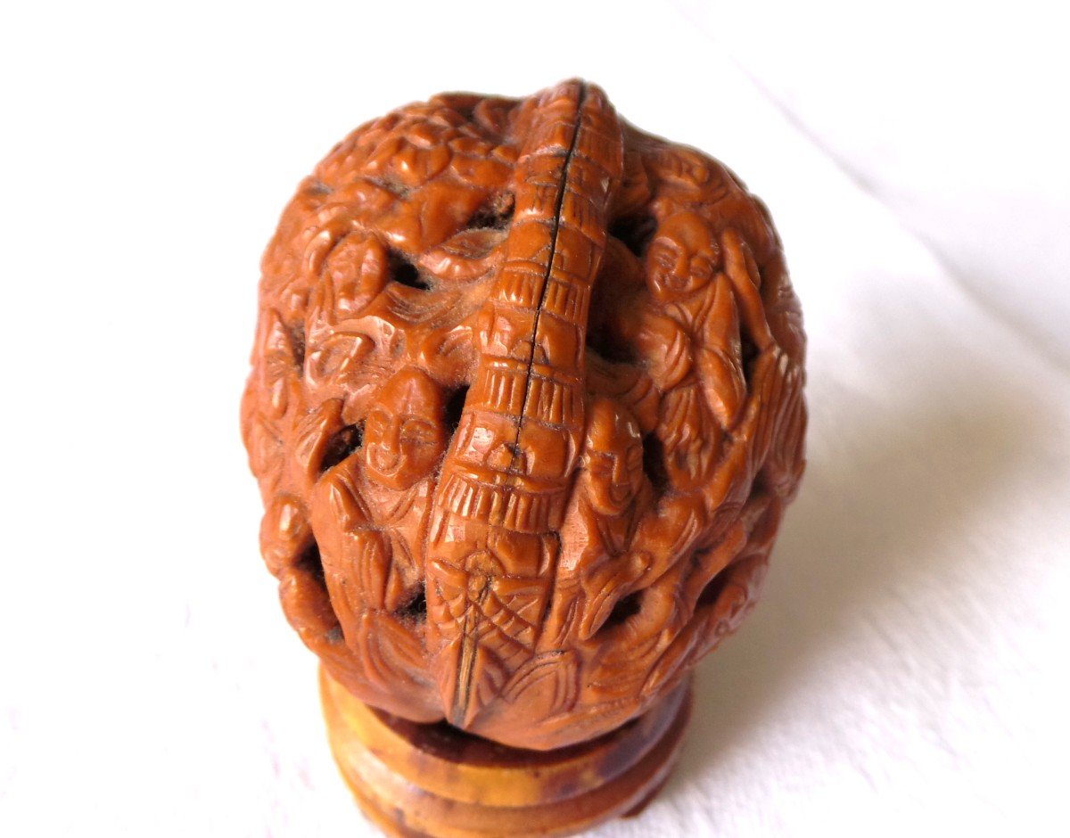 China - 19th Century - Carved Nuts "hediao" Immortal Monks "luohan" --photo-2