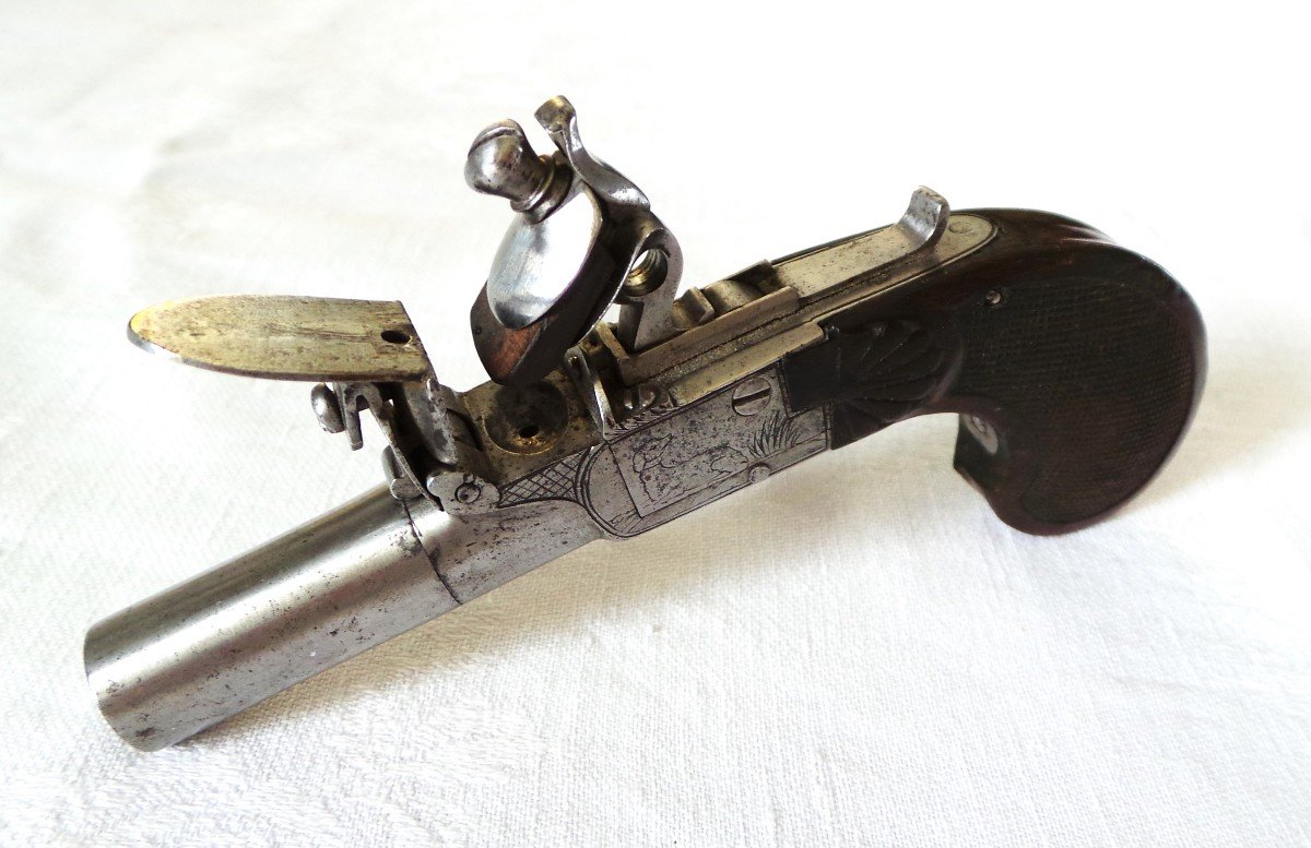 PISTOLET A L' ECOSSAISE A SILEX - CAL 13 -EPOQUE " LOUIS XVI " -  XVIII°