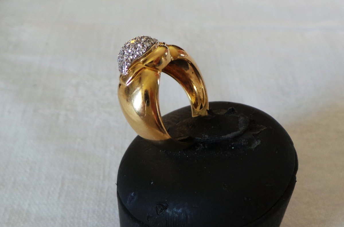 BAGUE DE TYPE GODRON EN OR 18 K ET 40 DIAMANTS- XX°-photo-3